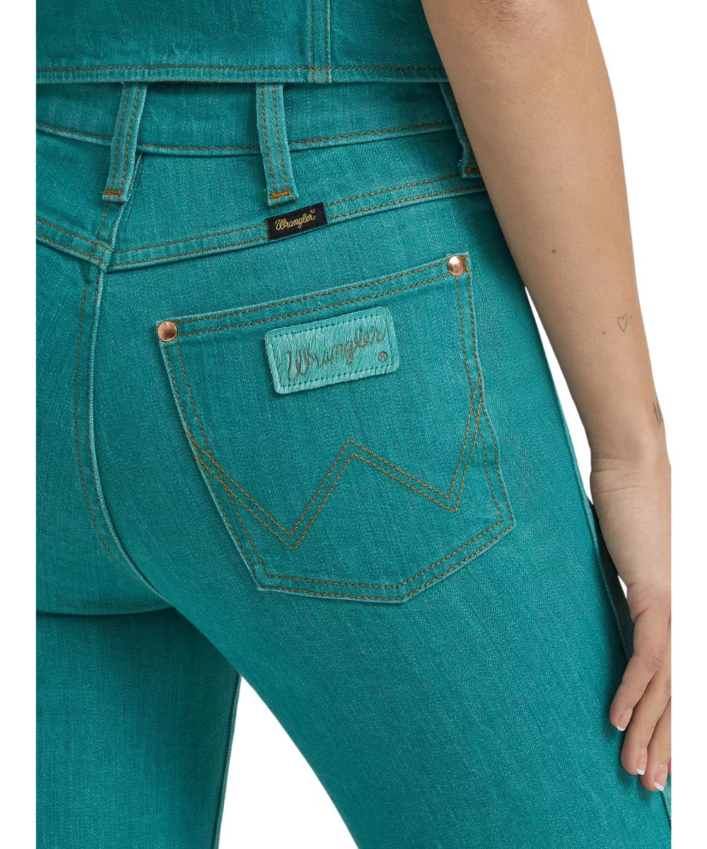 Wrangler Women's Lainey Wilson Boot Hugger Jean - Image 4