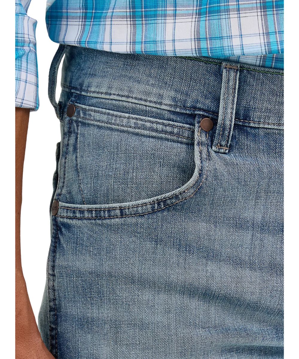 Wrangler Men's Retro Slim Straight Jean - Image 5