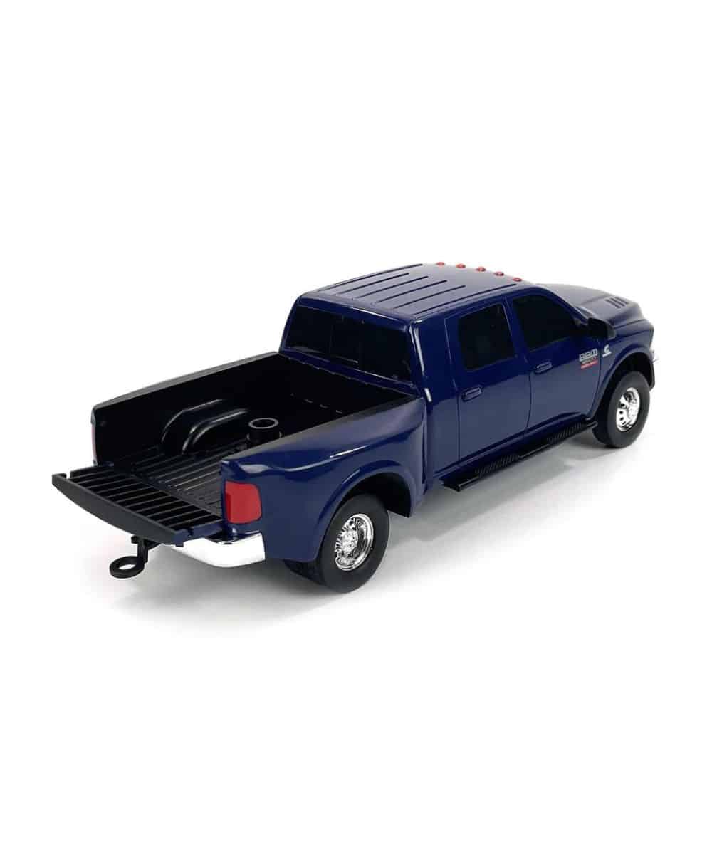 Big Country Ram 3500 Mega Cab Dually Toy - Image 2