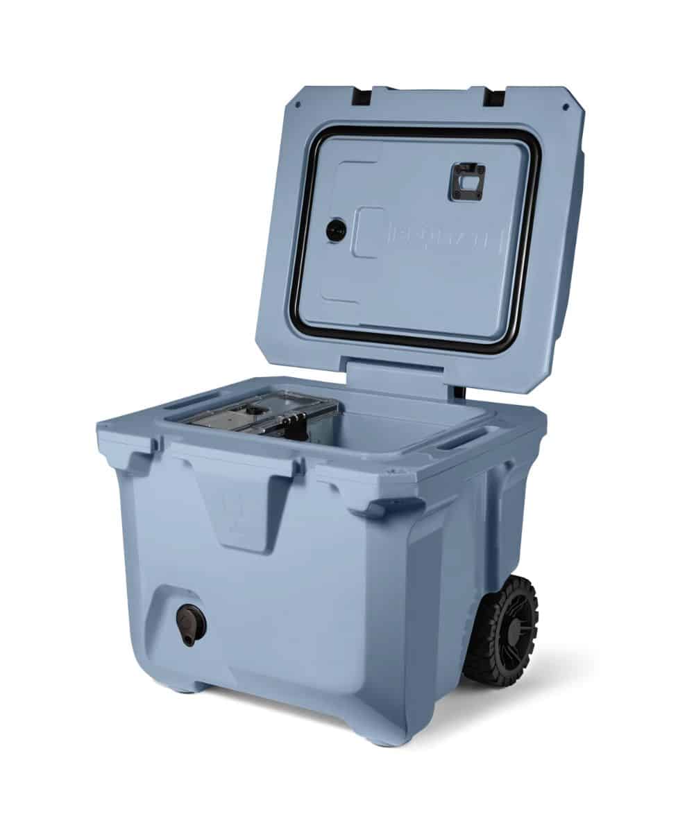 Brümate BrüTank 35-Quart Rolling Cooler - Image 3