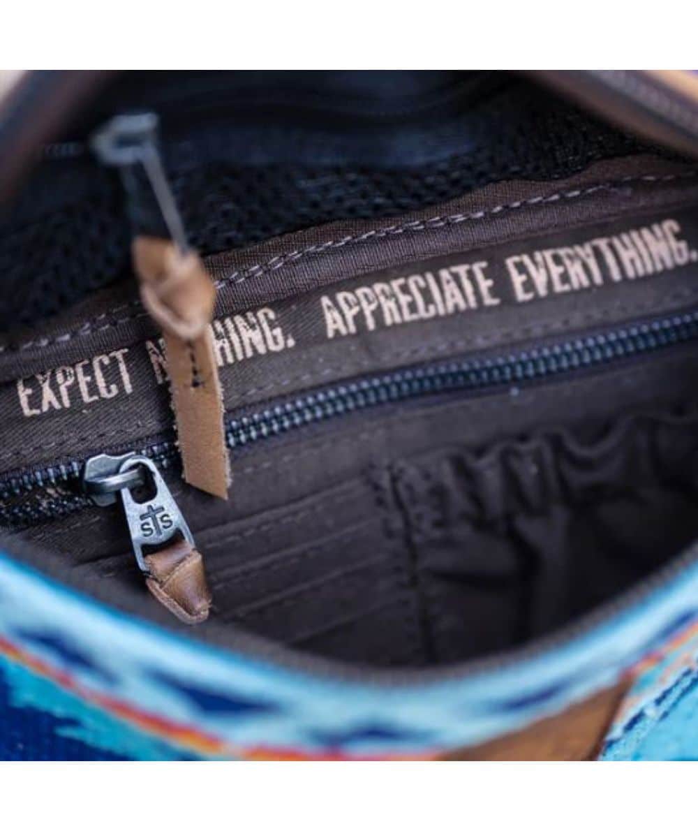 STS Women's Mojave Sky Belt Bag - Image 2
