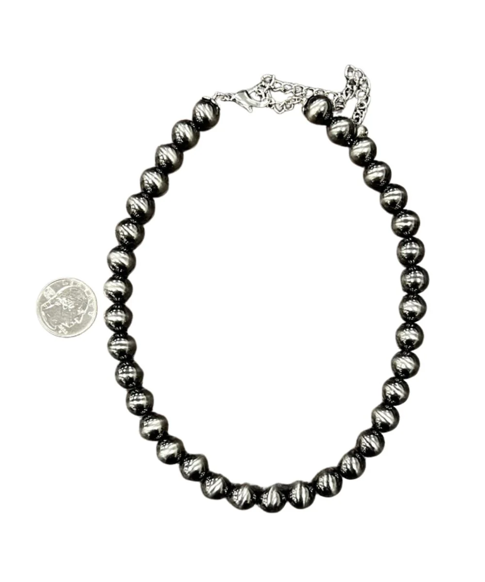 Isac Trading Women's Polished Gray Western Necklace - Image 2