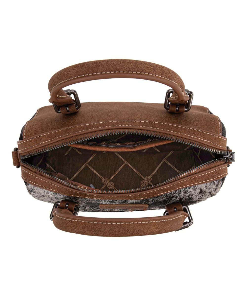 Montana West Women's Wrangler Barrel Bag - Image 4