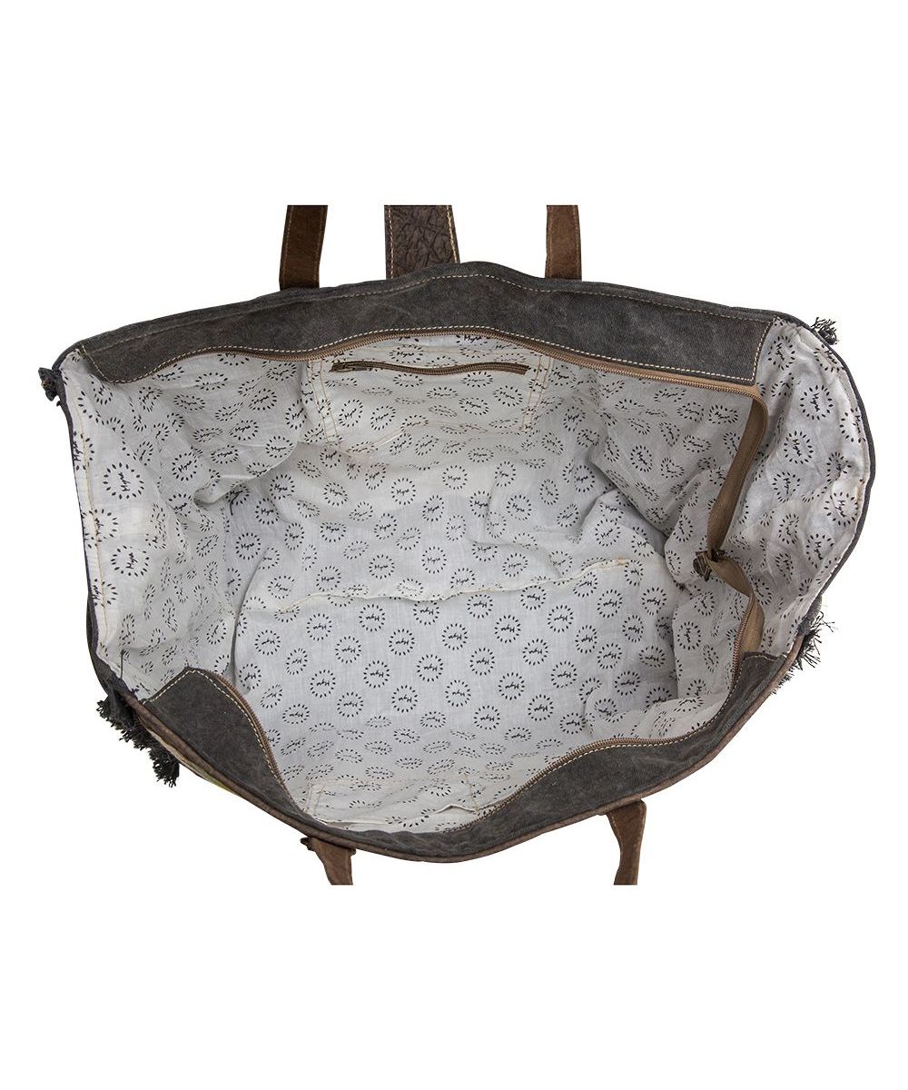 Myra Bags Women's Flatey Weekender Bag - Image 3