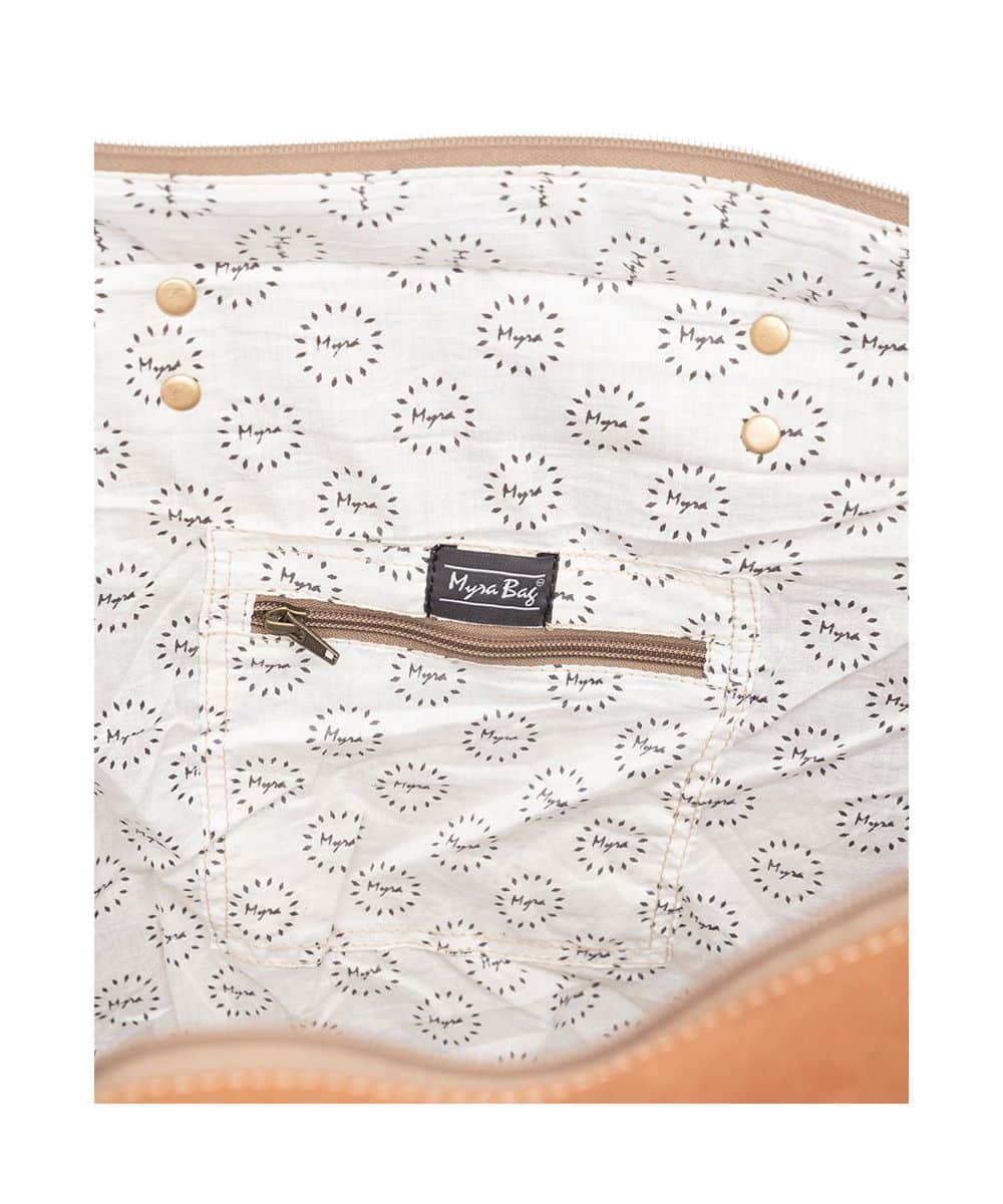 Myra Bags Women's Kaliko Hill Weekender Bag - Image 4