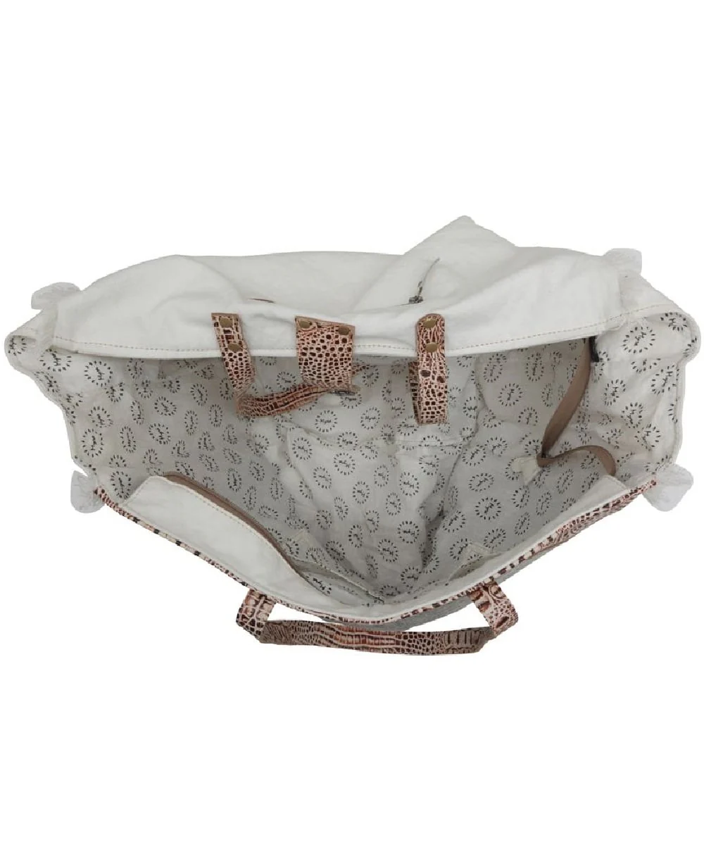 Myra Bags Women's Smokey Weekender Bag - Image 3