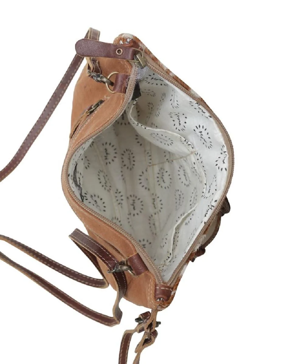 Myra Bags Women's Dusa Small Crossbody Bag - Image 3