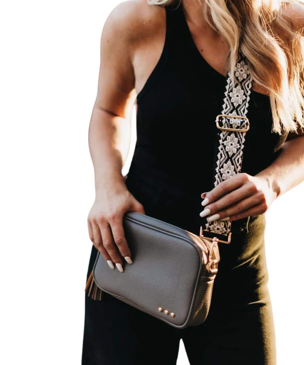 Pretty Simple Women's Willow Camera Crossbody Bag - Image 2