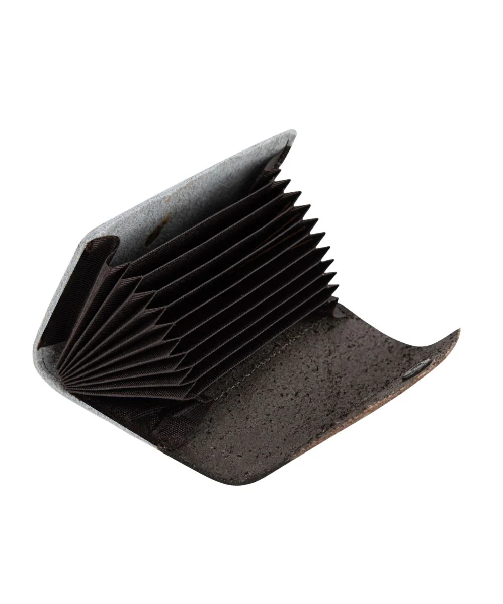 Montana West Women's Wrangler Cowhide Card Holder - Image 3