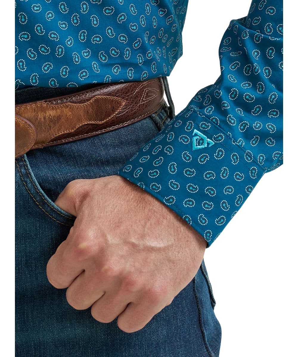 Wrangler Men's Cody Johnson Button Down Shirt - Image 4