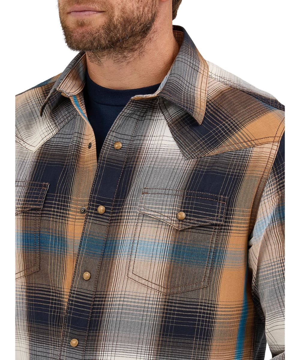Wrangler Men's Retro Premium Western Snap Shirt - Image 3