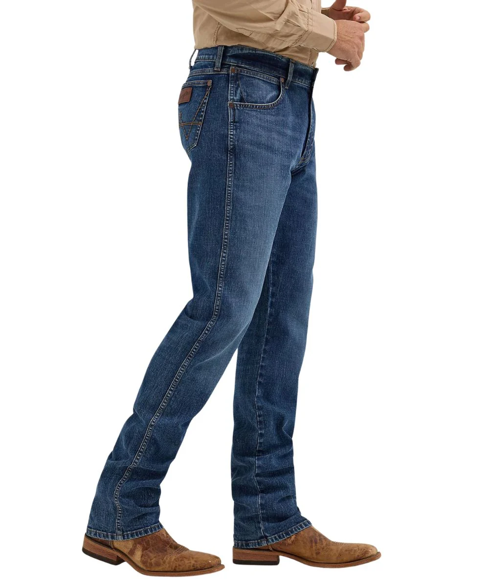 Wrangler Men's Retro Slim Straight Jean - Image 3