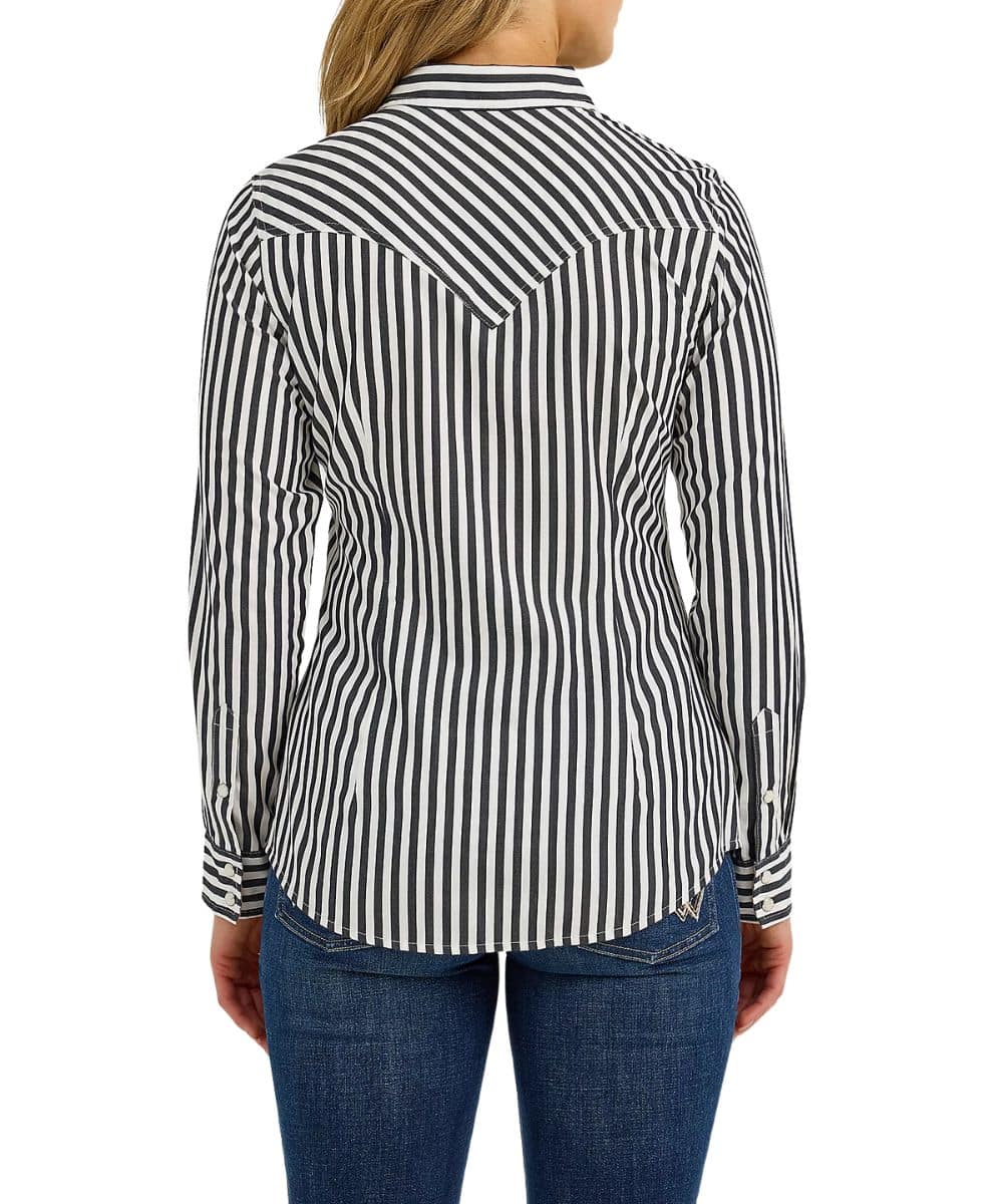 Wrangler Women's Western Snap Shirt - Image 2